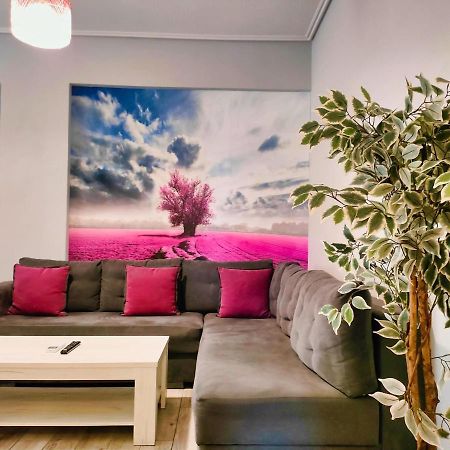 דירות קאלאבאקה Luxury Lila House Under The Rocks מראה חיצוני תמונה