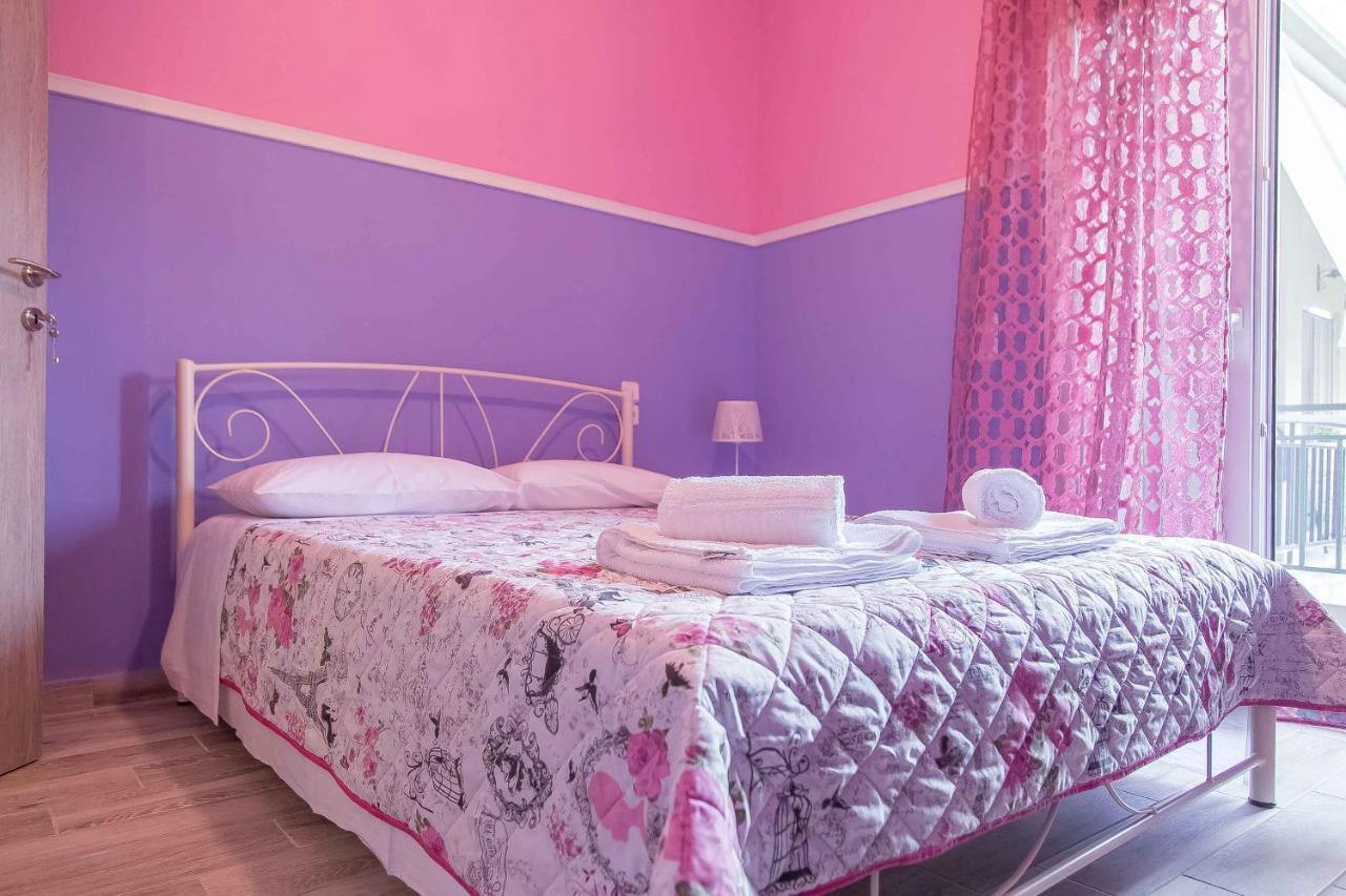 דירות קאלאבאקה Luxury Lila House Under The Rocks מראה חיצוני תמונה
