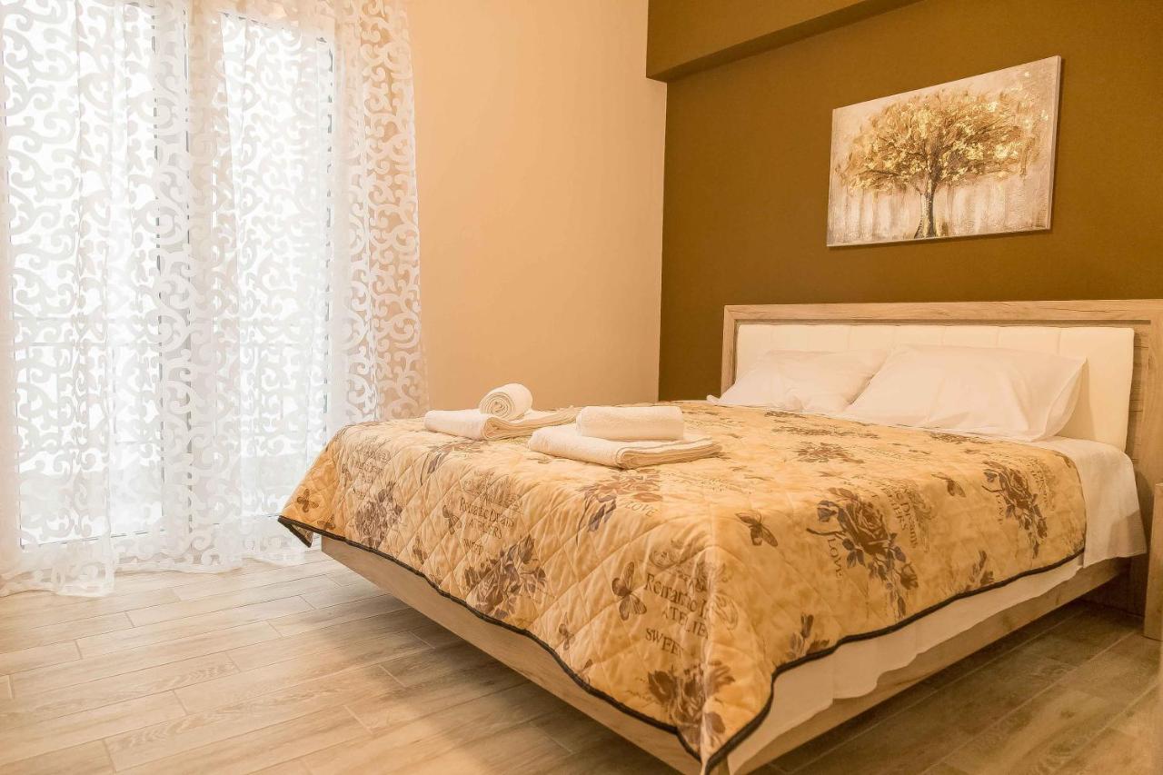דירות קאלאבאקה Luxury Lila House Under The Rocks מראה חיצוני תמונה